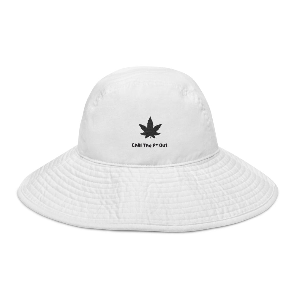 Wide brim bucket hat